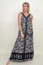 Load image into Gallery viewer, Davi &amp; Dani Button Down Floral Maxi Dress
